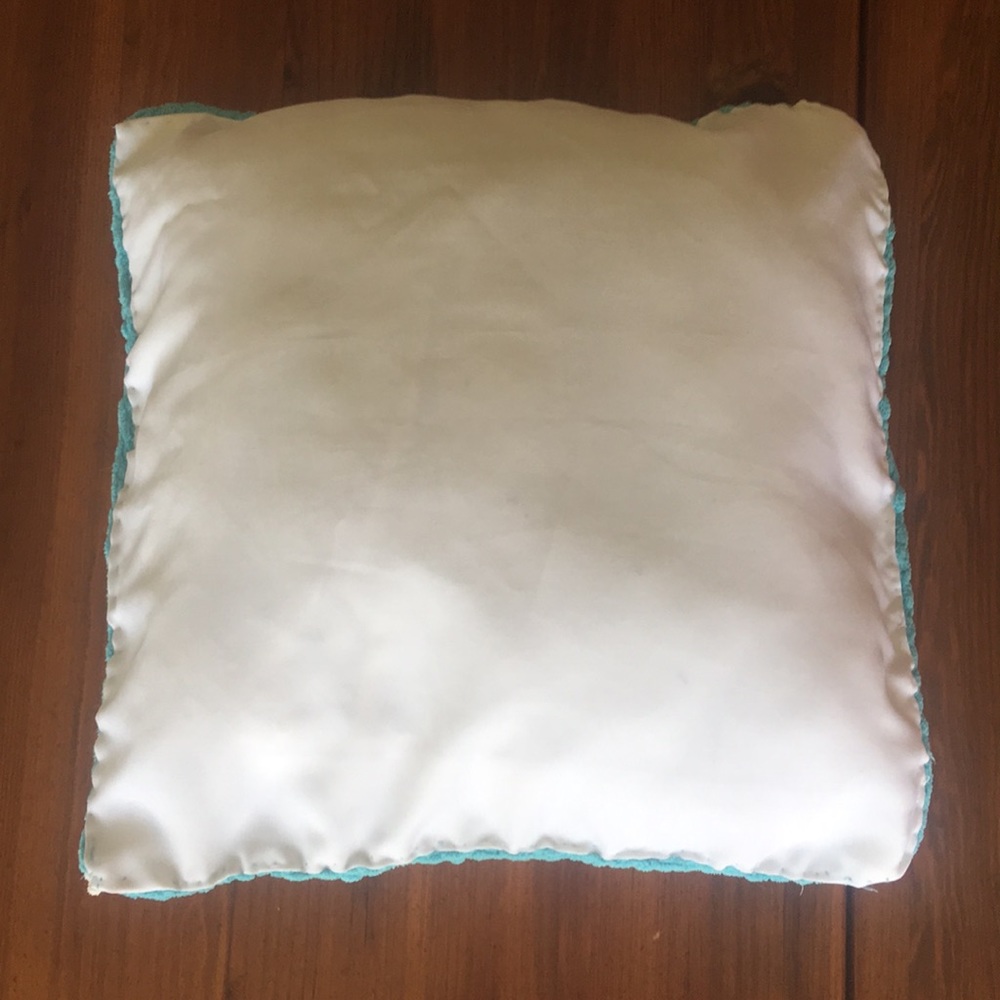 Personalized crochet pillow  💤 - Picture 2 of 2